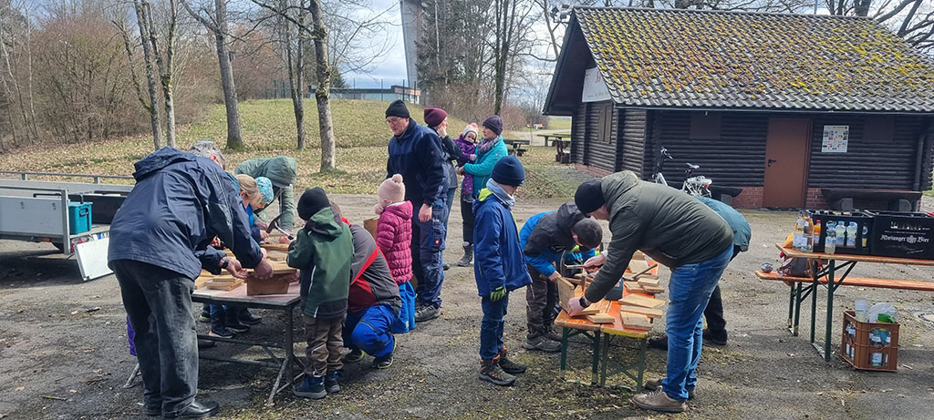 Vogelhausputz mit Joa und Daniel